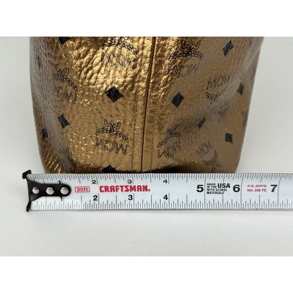 MCM Metallic Visetos Medium Shopper Tote Bag Gold Leather - Picture 16 of 16